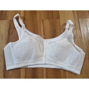 Vintage‎ Bestform Women's 44B Beauty Collection Bra Style# 6300 Front Clasp